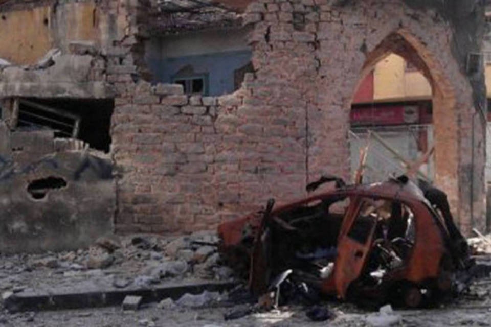 Bombardeios deixam 51 mortos na província de Homs