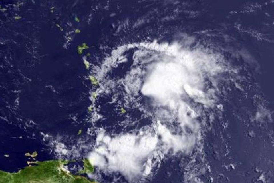Tempestade tropical ameaça ilhas do Caribe