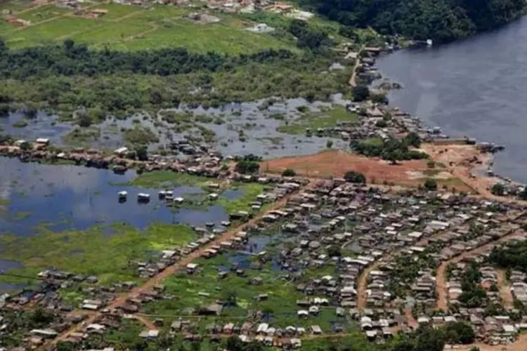 
	Obras de Belo Monte: o presidente da Norte Energia, Du&iacute;lio Diniz de Figueiredo, disse que n&atilde;o h&aacute; ainda uma defini&ccedil;&atilde;o sobre a quem caber&aacute; arcar com o preju&iacute;zo
 (© Marizilda Cruppe / Greenpeace)