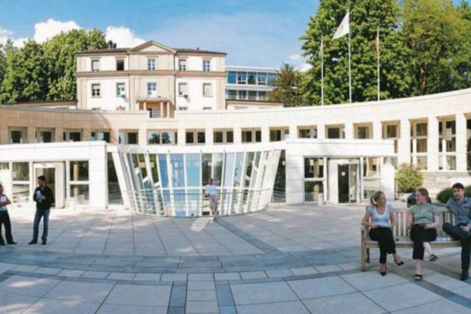 Campus do IMD, na Suíça: MBA no exterior tem maior impacto na carreira (Divulgação/Divulgação)