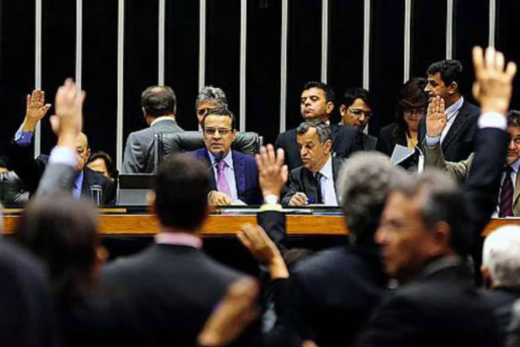
	C&acirc;mara: h&aacute; divis&atilde;o interna no PMDB que pode minar candidatura &agrave; presid&ecirc;ncia da Casa, diz PT
 (Gustavo Lima / Câmara dos Deputados)