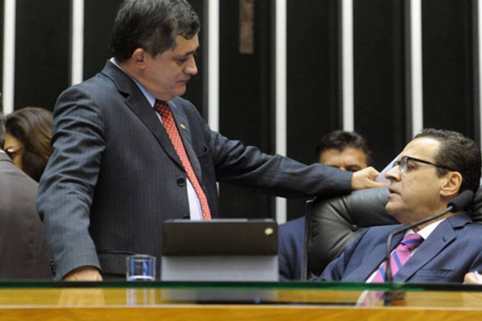 Alves cancela reunião que discutiria caso Genoino