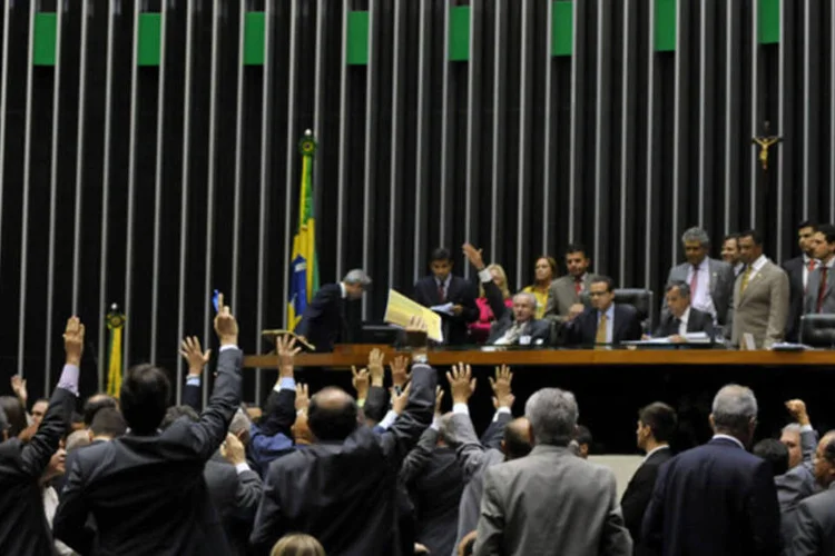 
	C&acirc;mara dos Deputados: os 12 ministros que ser&atilde;o despachados para o Congresso v&ecirc;m de &aacute;reas em que h&aacute; mais recursos para emendas e obras
 (Gustavo Lima/Câmara dos Deputados)