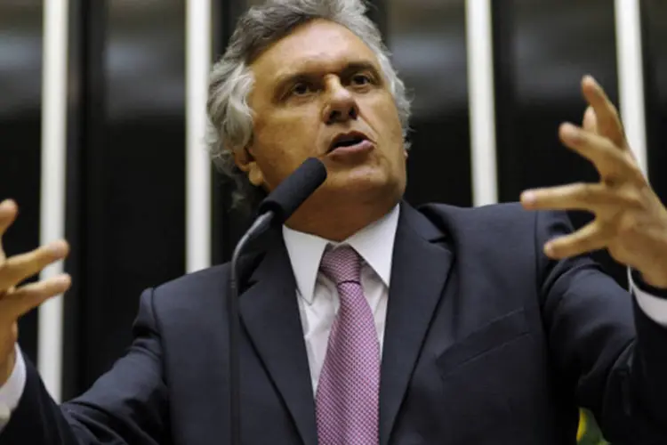 
	Ronaldo Caiado: a atitude de Dilma mostra que a vota&ccedil;&atilde;o do projeto se transformou num &quot;balc&atilde;o de neg&oacute;cios&quot;, disse
 (Gustavo Lima/Câmara dos Deputados)