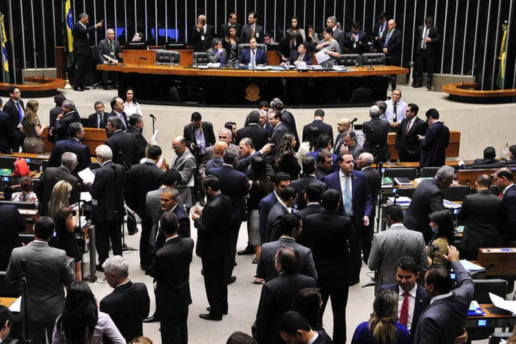 
	C&acirc;mara: vinte dias ap&oacute;s a vota&ccedil;&atilde;o do texto-base, a C&acirc;mara concluiu na noite desta ter&ccedil;a-feira (30) a vota&ccedil;&atilde;o do projeto de Lei.
 (Luis Macedo/Câmara dos Deputados)