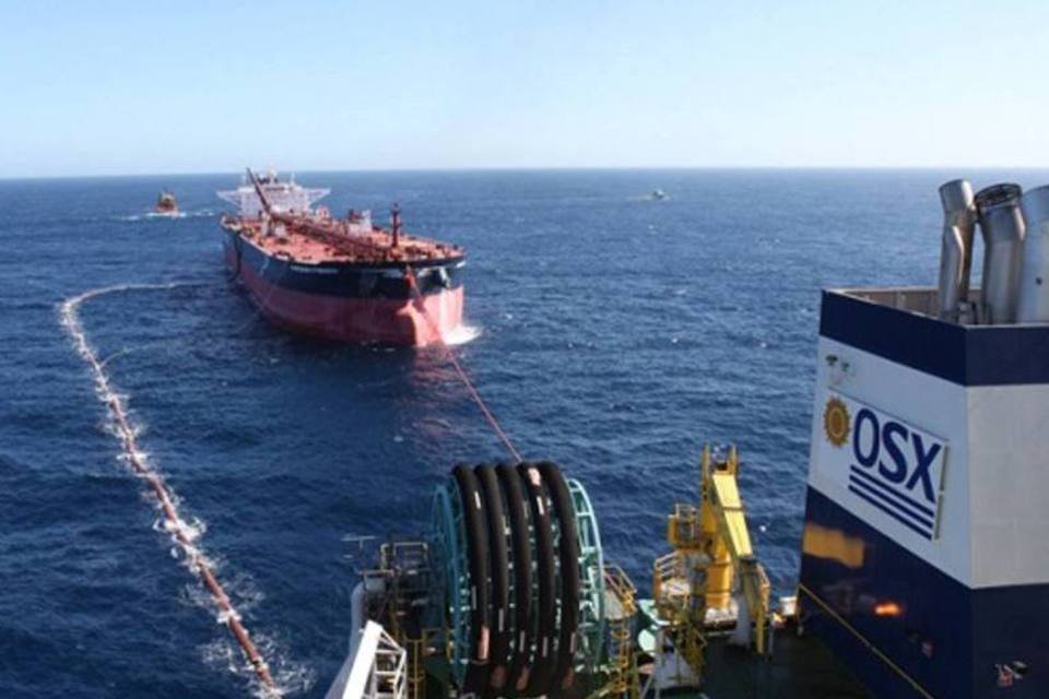 Óleo e Gás negocia com OSX interrupção no campo Tubarão Azul