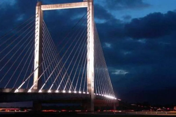Receitas das rodovias so concessão crescem rapidamente (.)