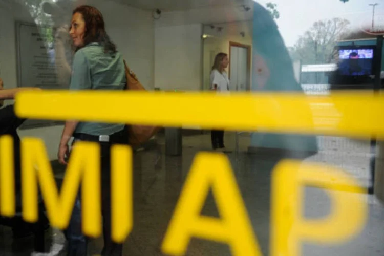 
	Instituto M&eacute;dico-Legal: Manifestantes detidos est&atilde;o sendo encaminhados durante todo o dia de hoje, 16 ao IML
 (Agência Brasil)