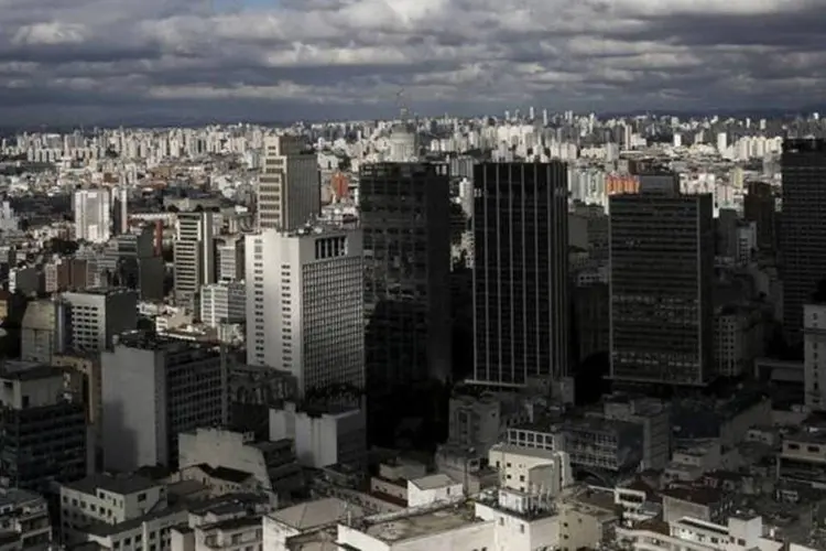 
	Vista a&eacute;rea da cidade de S&atilde;o Paulo: houve desacelera&ccedil;&atilde;o nos sub&iacute;ndices de Habita&ccedil;&atilde;o
 (REUTERS/Nacho Doce)