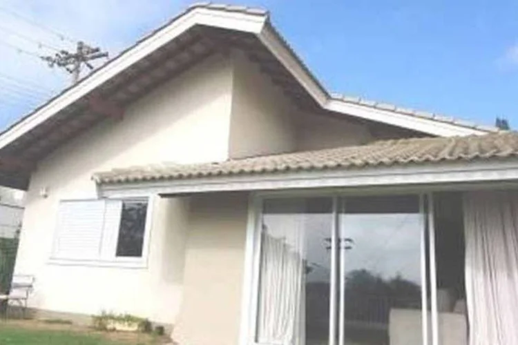 
	Casa &agrave; venda: resultado mostra uma retomada do mercado em decorr&ecirc;ncia de ajustes feitos entre 2011 e 2012, para adequa&ccedil;&atilde;o ao novo cen&aacute;rio econ&ocirc;mico
 (Reprodução MercadoLivre)