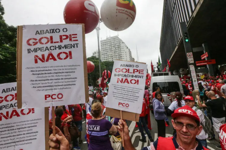 Protesto contra o impeachment de Dilma Rousseff em São Paulo  (Paulo Pinto/Agência PT/Fotos Públicas)
