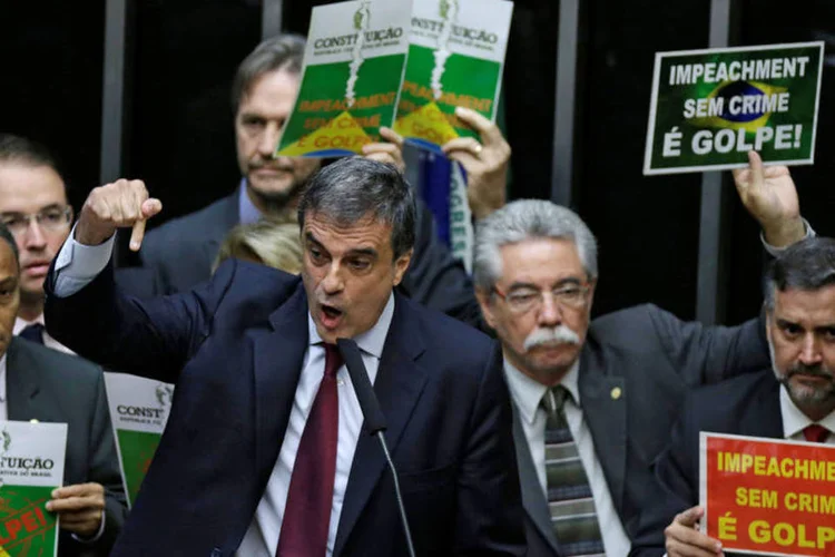 
	Impeachment: a oposi&ccedil;&atilde;o creditou o tom elevado do discurso de Cardozo, na apresenta&ccedil;&atilde;o da defesa, ao desespero
 (Ueslei Marcelino / Reuters)