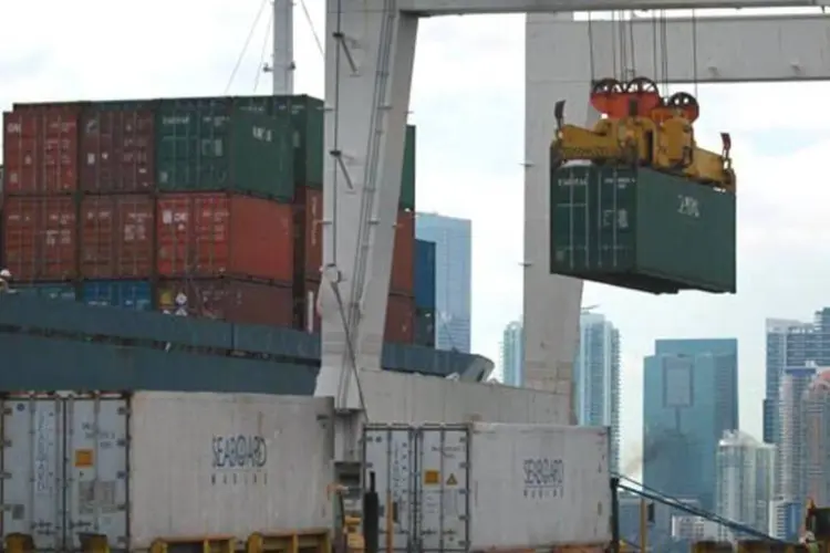 O crescimento das importações mais fraco do que o esperado derrubou os mercados chineses (Joe Raedle/Getty Images)