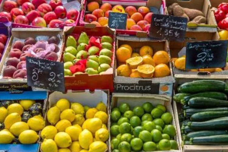 
	Mercado: bloqueio das importa&ccedil;&otilde;es pela R&uacute;ssia gerou cr&iacute;ticas de produtores europeus
 (Philippe Huguen/AFP)