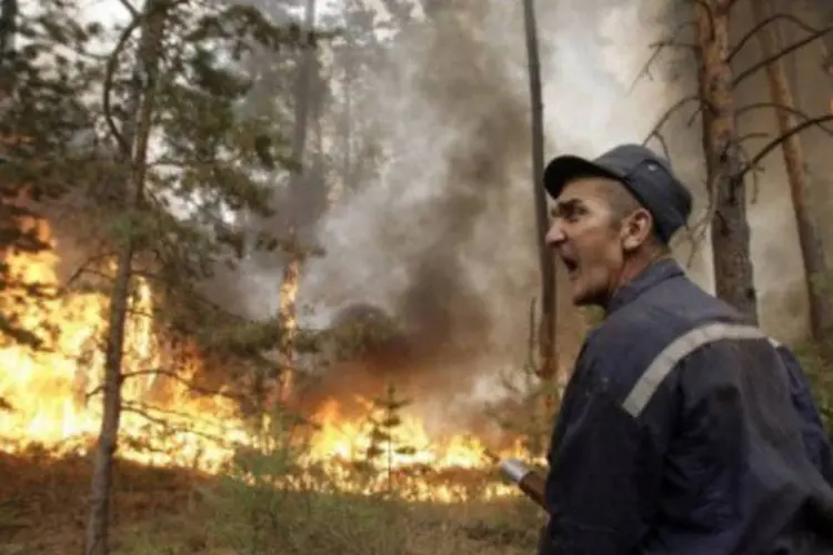 Incêndios na Rússia e inundações no Paquistão são alguns desastres recentes (AFP/Artyom Korotayev)