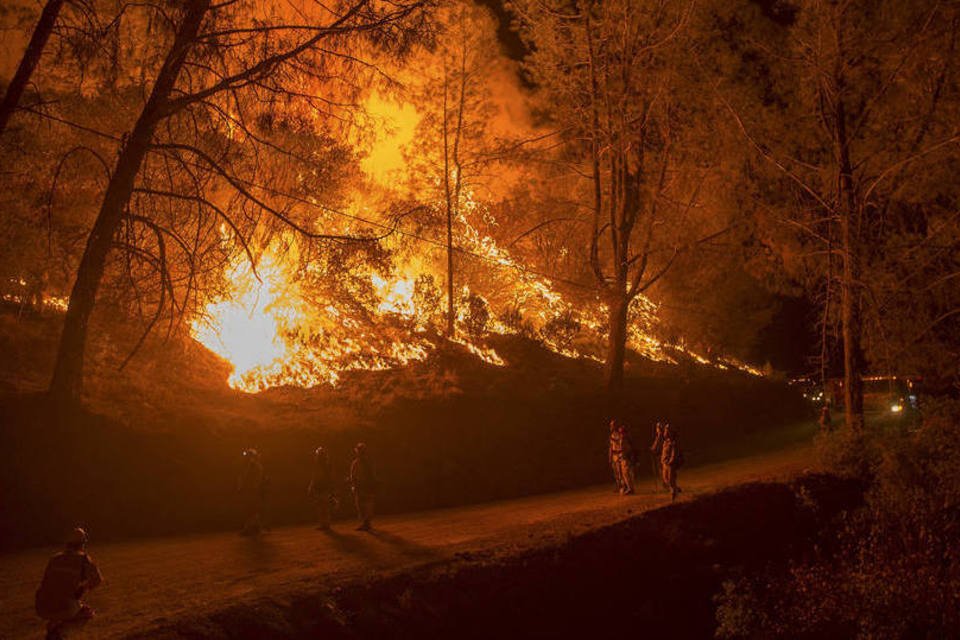 Saldo de mortos em incêndios na Califórnia sobe para 5