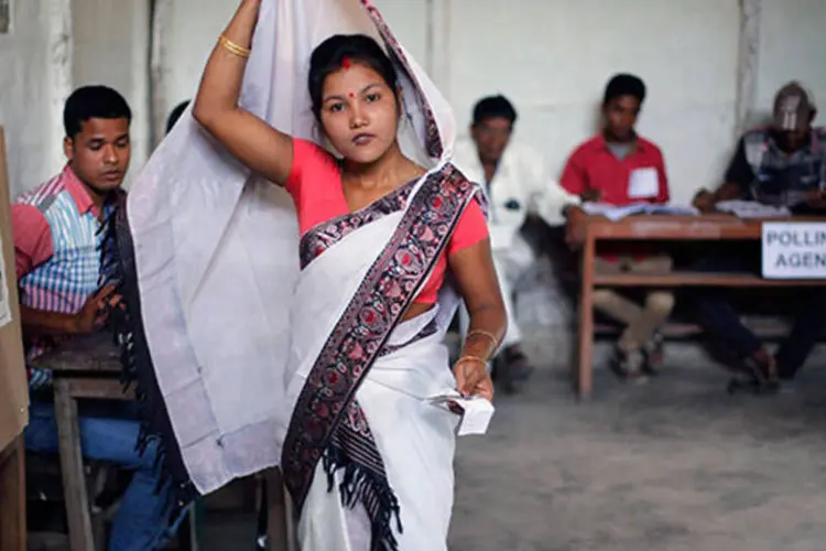 Indiana deixa local de votação: um total de 7,6 milhões de eleitores foram convocados às urnas (REUTERS/Adnan Abidi)