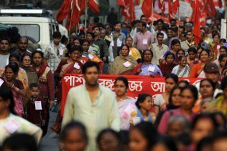 Índia tem greve geral por salário mínimo