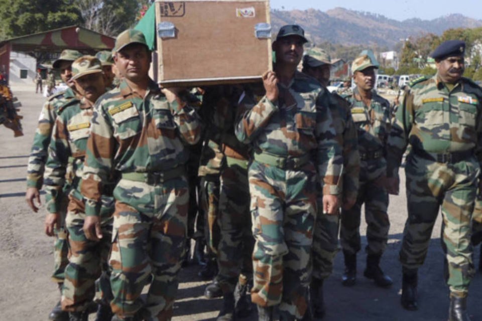 Índia diz se preocupar com violação de trégua na Caxemira