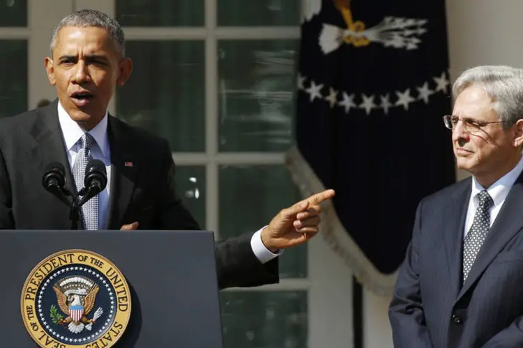 
	Obama e Merrick Garland: &quot;O povo dos EUA pode escolher um presidente que designe Garland ou um presidente que designe outro candidato&quot;
 (Kevin Lamarque / Reuters)