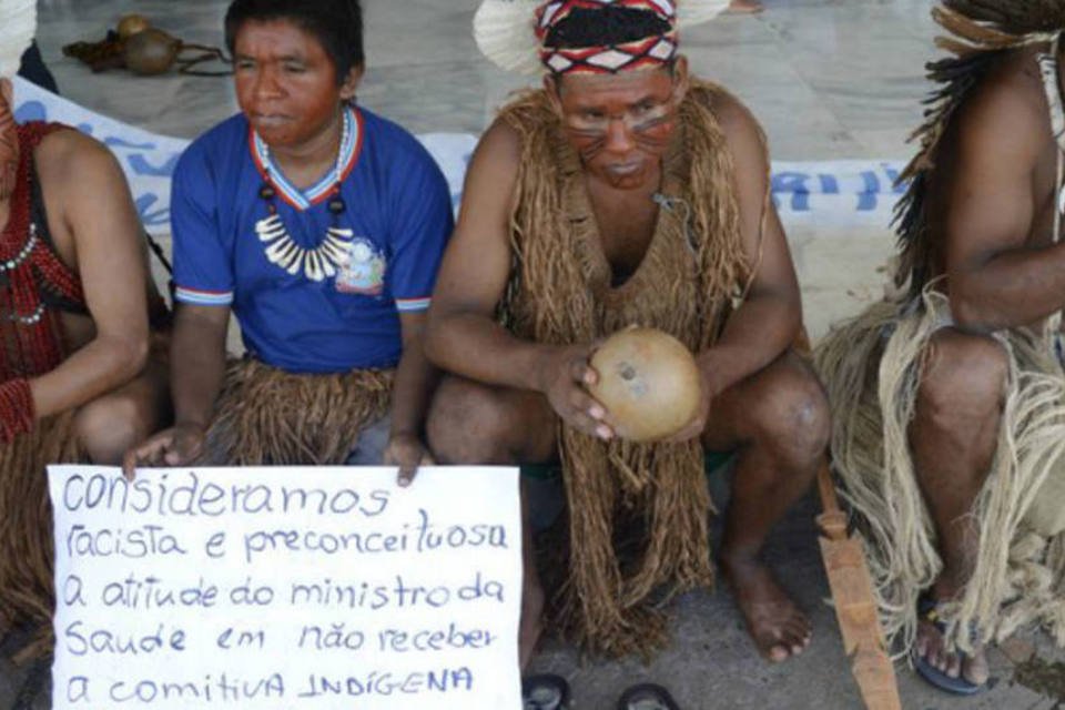 Em protesto em Brasília, índios pedem melhorias na saúde