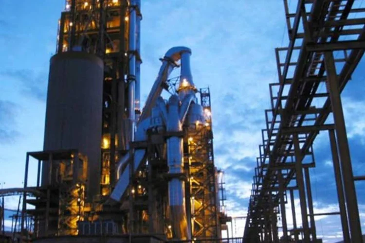 Fernando Pimentel considera que os indicadores da produção industrial foram "muito ruins" (DIVULGAÇÃO/Camargo Correia)