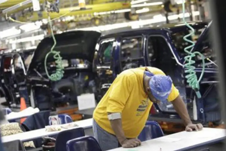 Para o primeiro trimestre como um todo, a produção industrial subiu a uma taxa anual de 5,4% (J.D. Pooley/Getty Images/AFP)