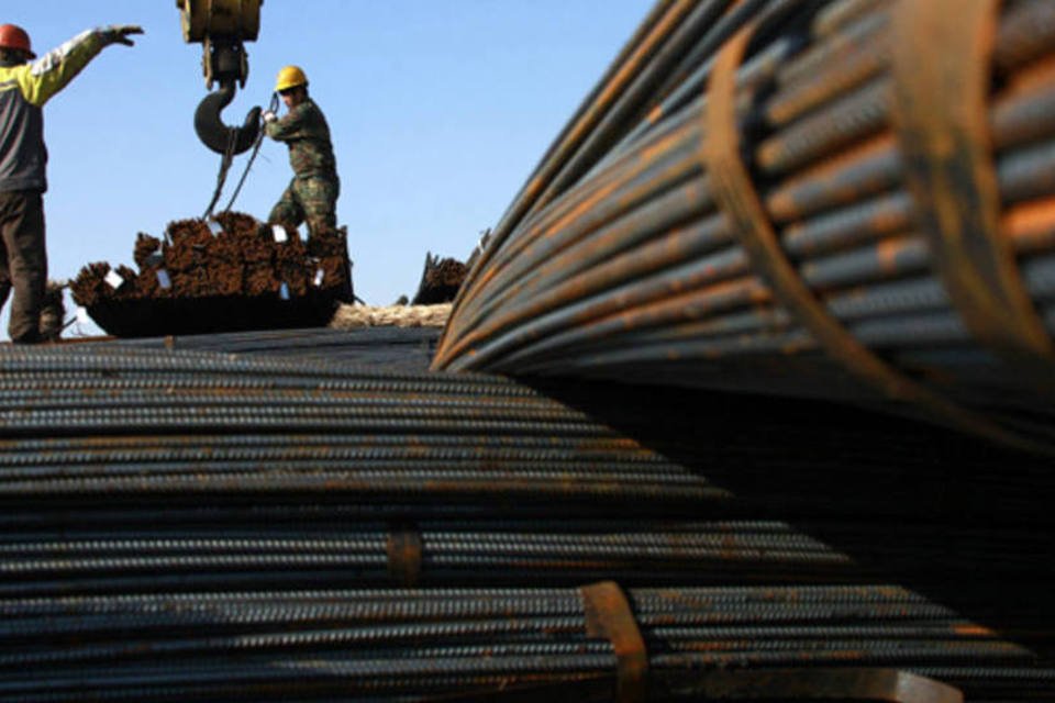 PMI da China aponta retomada de força industrial no país