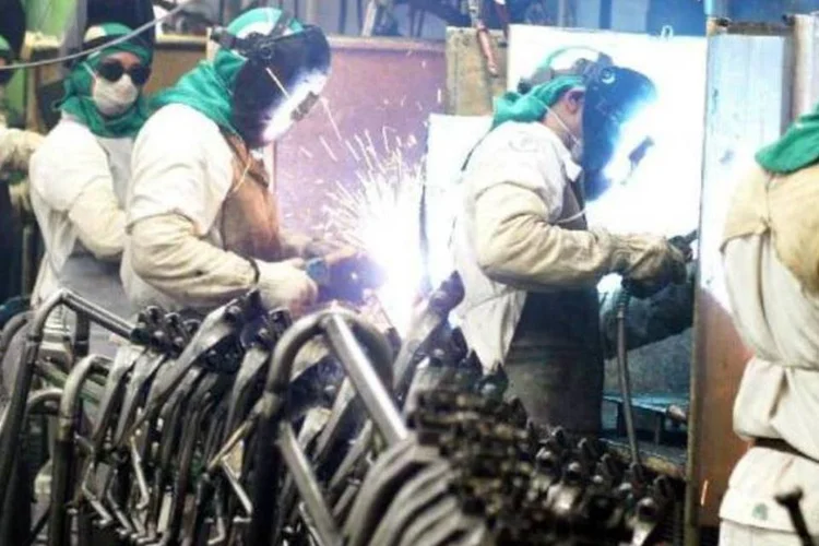 
	As exporta&ccedil;&otilde;es de m&aacute;quinas e equipamentos registradas em maio atingiram US$ 633,35 milh&otilde;es
 (Arquivo/Agência Brasil)