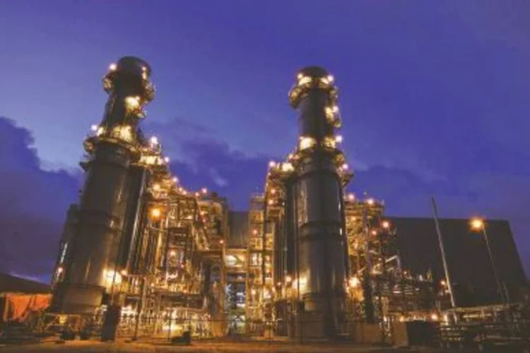 TermoPernambuco, no Porto de Suape: uma das termelétrica feitas em parceria com a Inepar
