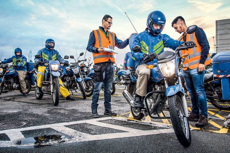 Contra acidentes, Ambev monitora até a inclinação das motos