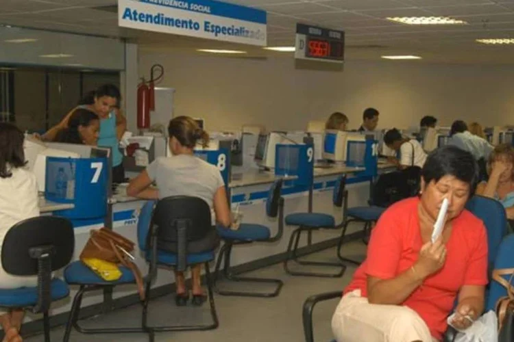 
	Posto de atendimento do INSS: senten&ccedil;a judicial determina que a r&eacute; seja proibida de firmar contratos com o poder p&uacute;blico e de receber benef&iacute;cios fiscais por cinco anos
 (Bia Parreiras/EXAME)