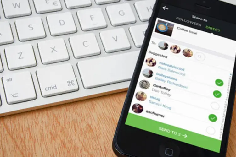 Nova função do Instagram: com Instagram Direct, usuários poderão enviar mensagens privadas para grupos de até 15 pessoas (Place it)