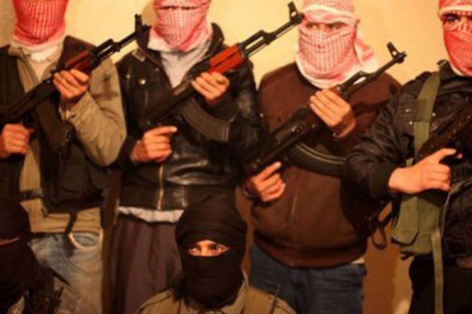 Dezoito mortos na Síria, a maioria em ataque a Homs