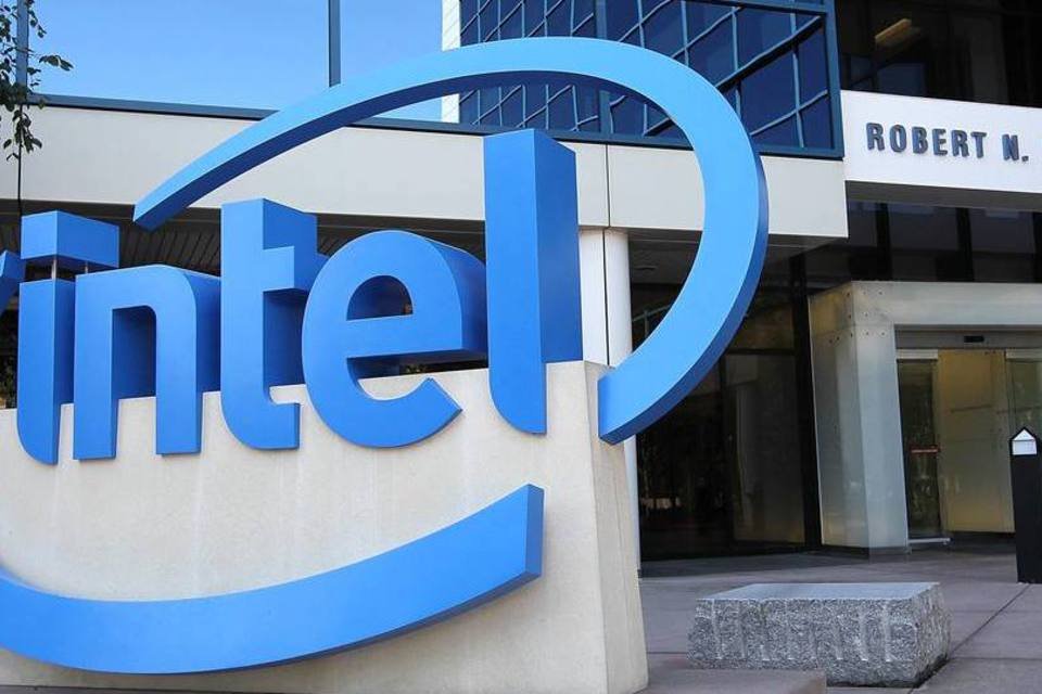 Intel tem lucro líquido de US$ 2,5 bi no 4º trimestre