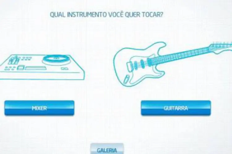 Guitarra e mixer: anúncio musical utiliza QR codes que se transformam em chips (.)
