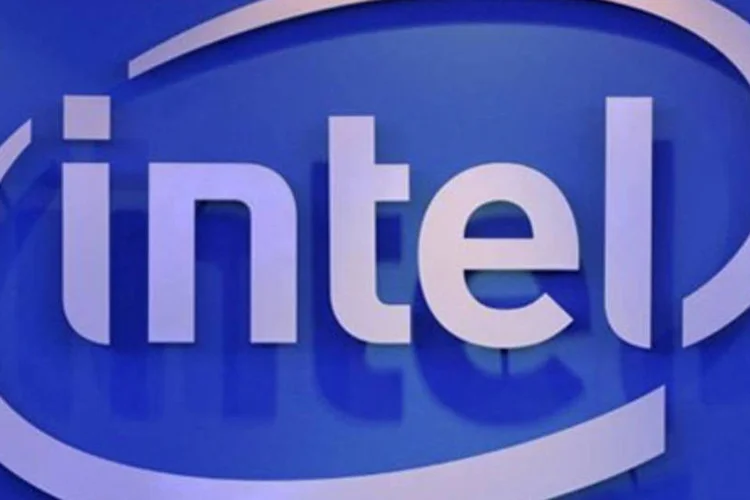 O resultado da Intel ficou ligeiramente acima do esperado por analistas (.)