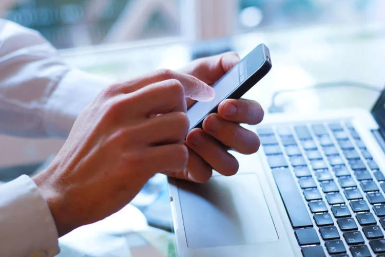 Internet: as novas mídias sociais estão cada dia mais populares (Thinkstock)