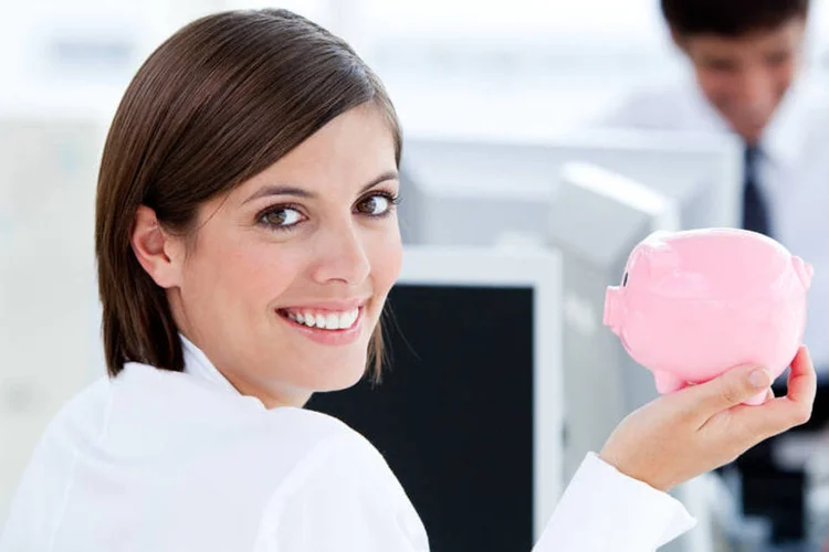 Investimentos a um clique (Wavebreakmedia Ltd/Thinkstock)