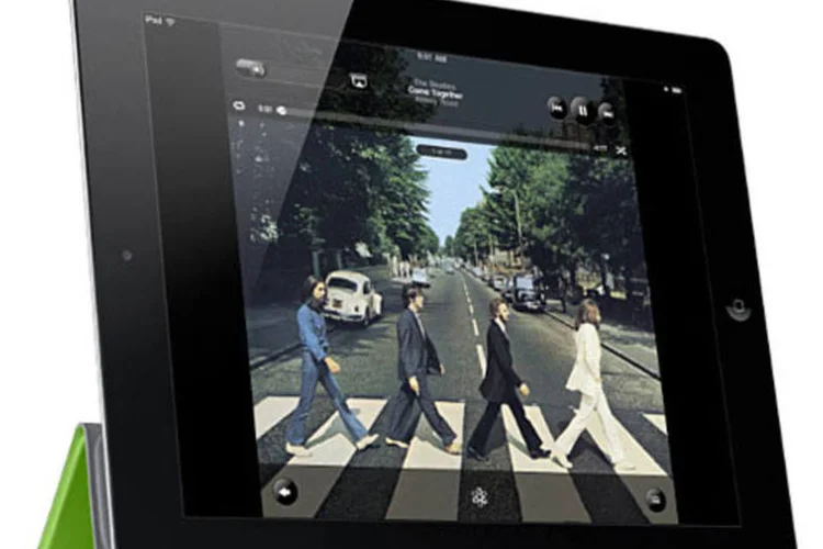iPad 2, que chegou hoje a 25 países, é mais caro na Europa (Reprodução)