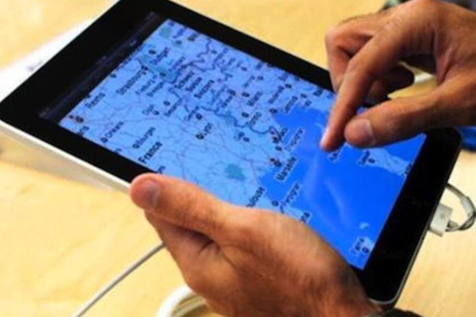 Brasileiros elogiam velocidade do iPad em NY