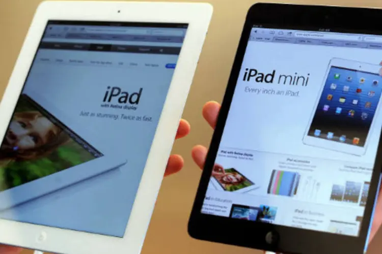 
	iPads, da Apple: no terceiro trimestre de 2013, queda nas vendas do iPad reduziram sua fatia de mercado&nbsp;
 (Noah Berger/Bloomberg)