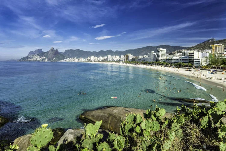 
	Praia de Ipanema, no Rio de Janeiro: iniciativa &quot;Topless in Rio&quot; congregou dez mulheres
 (marchello74/Thinkstock)