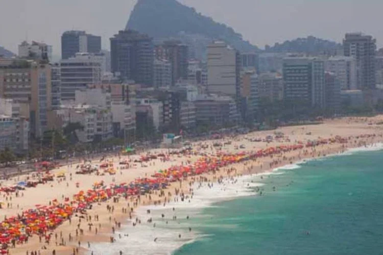 Praia de Ipanema, no Rio de Janeiro: agora os servidores municipais ganham bônus por desempenho (Viagem e Turismo)