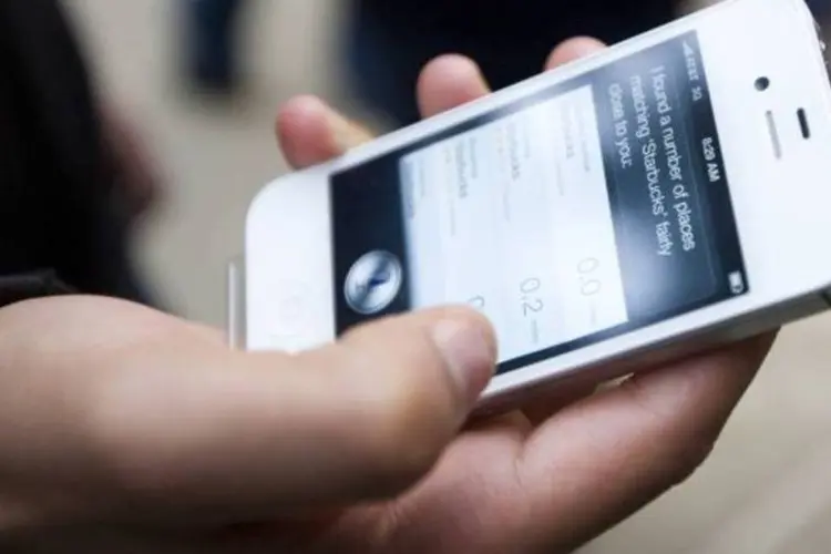 Vários casos envolvendo o aparelho, como o lançamento do novo iPhone 4s, foram responsáveis por despertar interesse nos internautas (Michael Nagle/Getty Images)