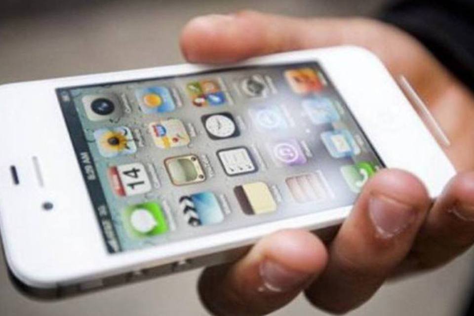iPhone 4S deve chegar no Brasil até o fim do ano