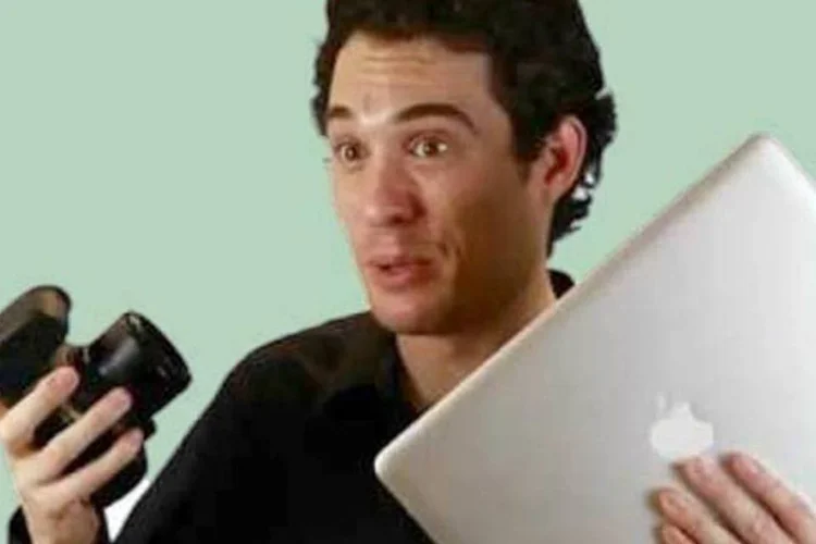 O iPhone 5 de Adam Sacks certamente surpreenderia – se fosse real (Reprodução)