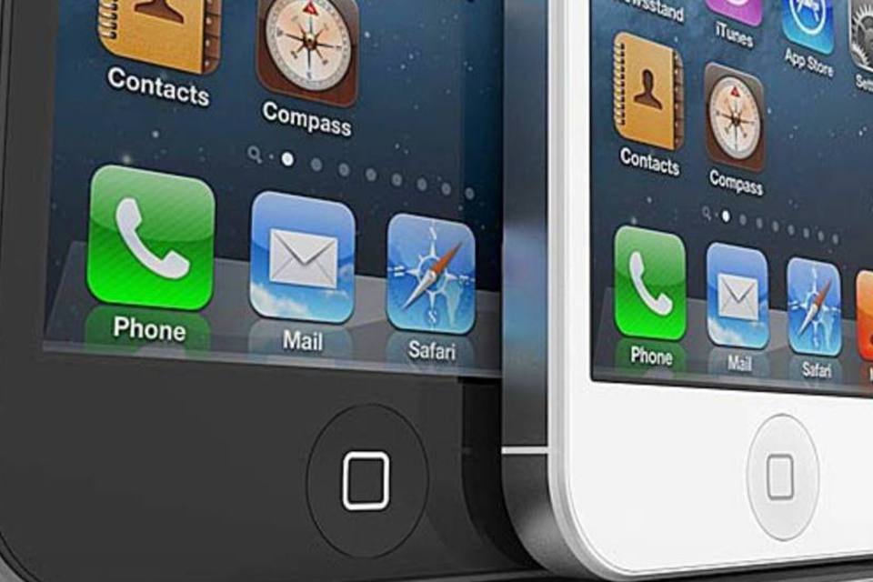 iPhone 5 e iPhone 4S aparecem lado a lado em vídeo