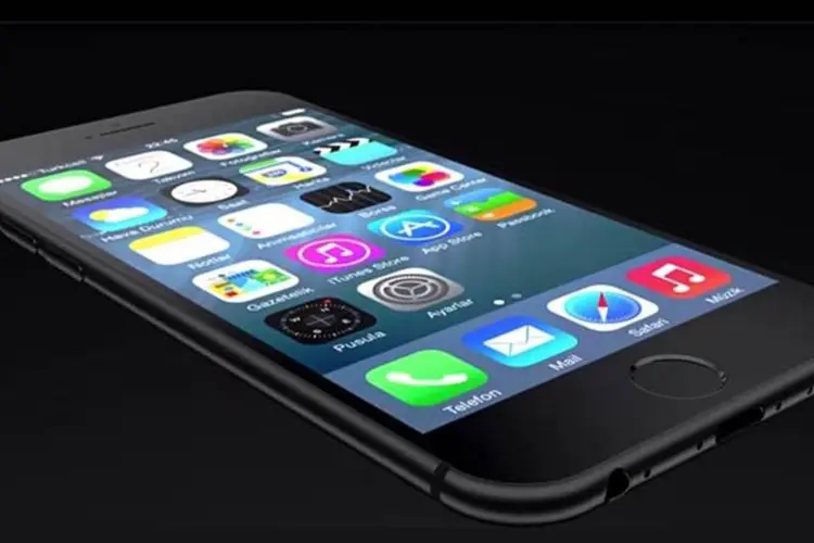 
	iPhone 6: telas ser&atilde;o maiores que os paineis de 4 polegadas usados nos iPhones 5S e 5C existentes
 (Reprodução / ConceptsiPhone / YouTube)