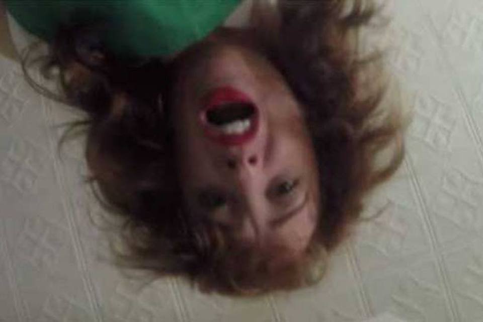 Vídeo cômico ironiza campanha do iPhone 6